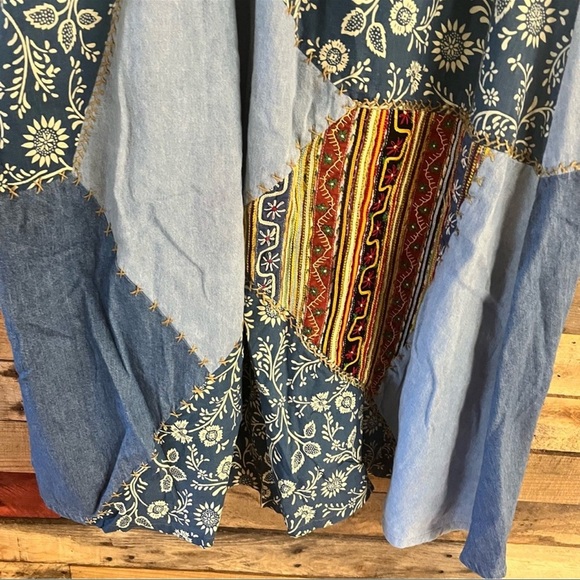 Vintage LIZWEAR Patchwork Embroidered Denim Skirt - Picture 7 of 13